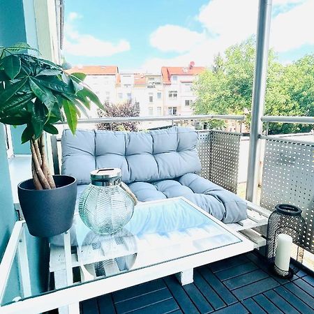 Renoviertes Apartment In Zentraler Lage - Wlan, Smart-Tv, Kuche, Balkon Und Queensize-Bett Fur 4 Gaste Erfurt Exterior photo